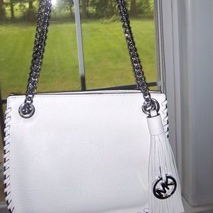 Michael Kors Whipped Chelsea Crossbody - White